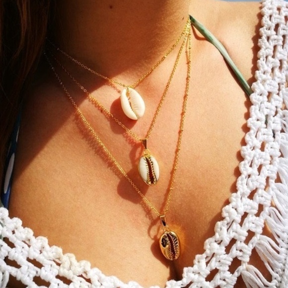 Jewelry - !!!!!5 for $25 Three Layer Gold Sea Shell Necklace